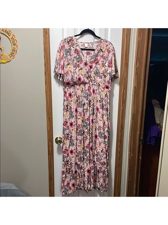 Dresses & Skirts - Floral Pink and White Flutter Sleeve Maxi Sundress L/XL NWOT